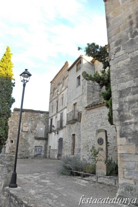Vallfogona de Riucorb - Nucli antic (Plaça Canonge Corbella)