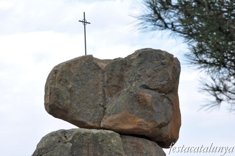 Antiga pedra basculant de Pedralta, fita entre Sant Feliu de Guíxols i Santa Cristina d'Aro
