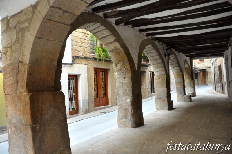 Voltes i arcades de Sanaüja 