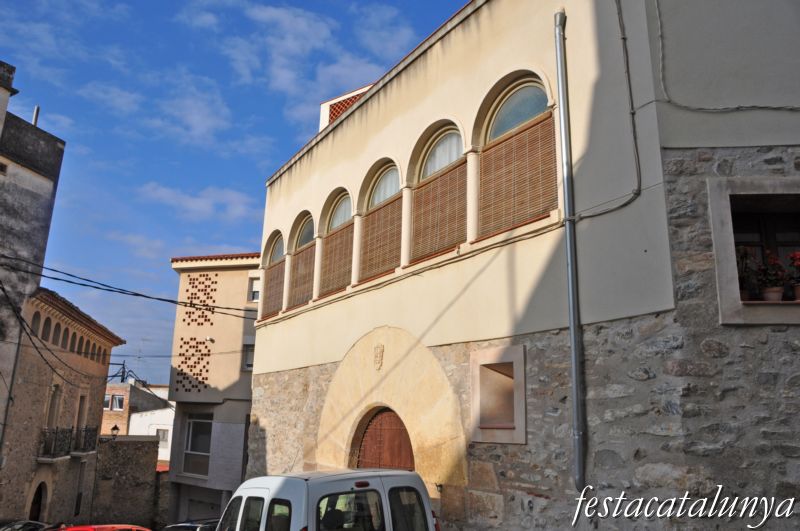 Cal Víctor d'Almoster