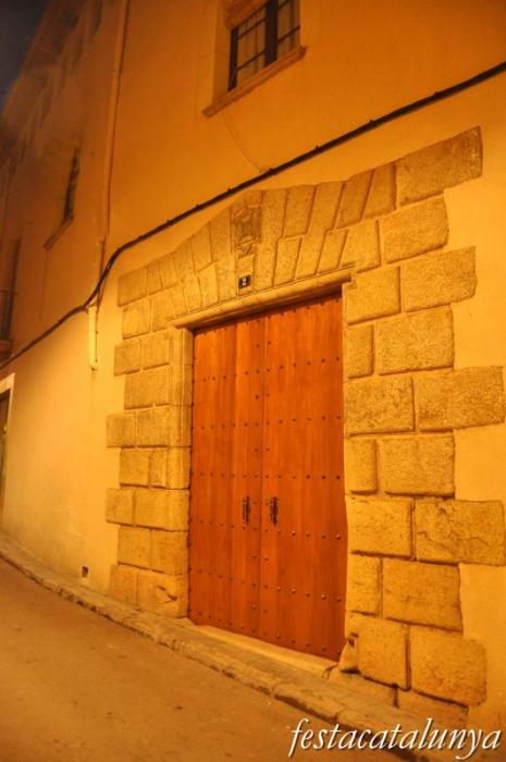 Vinyols i els Arcs - Ajuntament (Casa Torrell o Casa Gran de Folc)