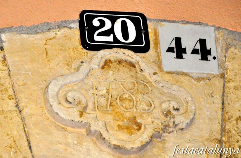 Carrer del Carme de Vinyols i els Arcs