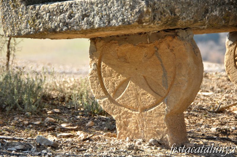 Preixana - Els picapedrers: esteles, premses, sarcòfags, làpides funeràries...