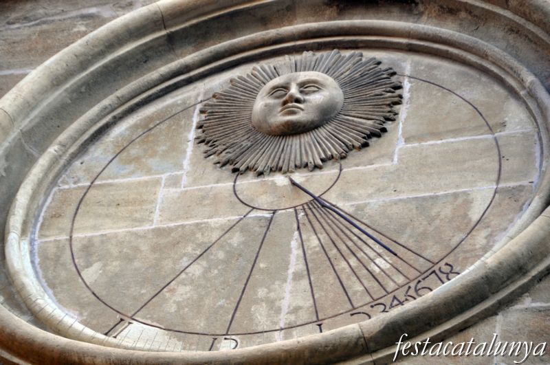 Façana de l'Assumpció de la Catedral de Solsona ***