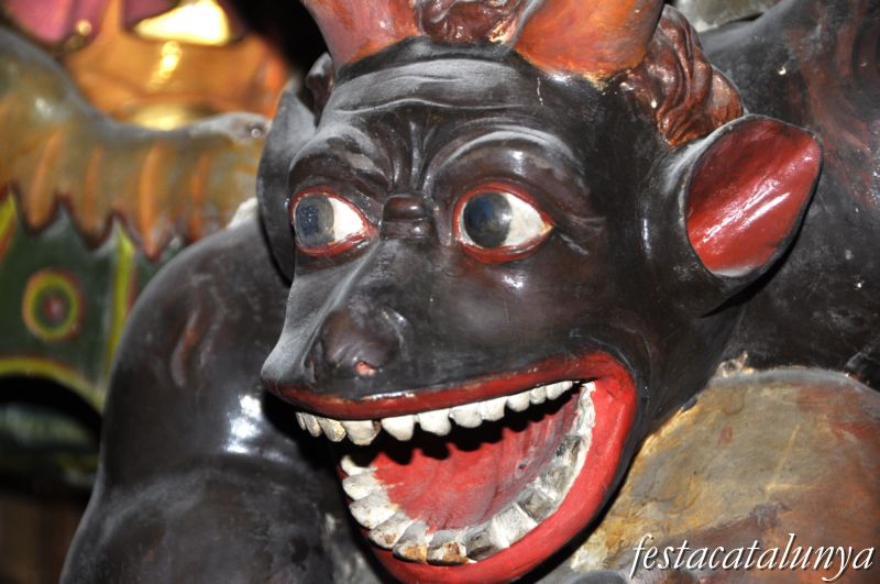 Solsona - Catedral (Retaule de Sant Martí)