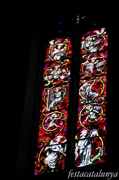 Solsona - Catedral (Vitralls i rosetó)