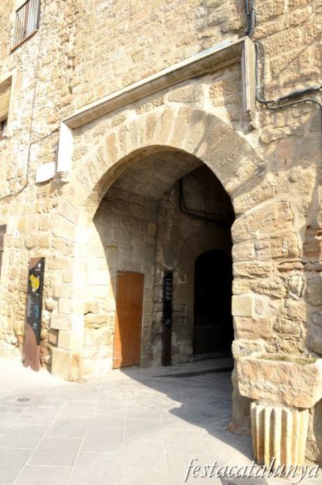 Solsona - Portal de Llobera