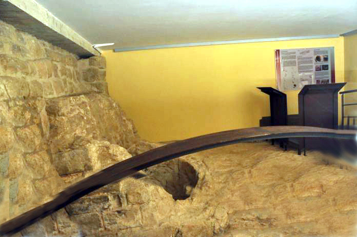 Solsona - Restes d’una casa artesana del segle XIV