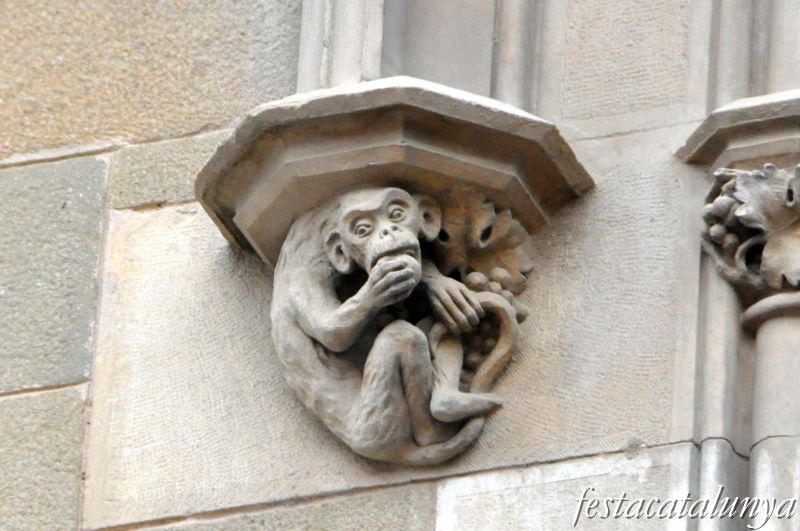 Vic - Plaça Major (Casa Costa)