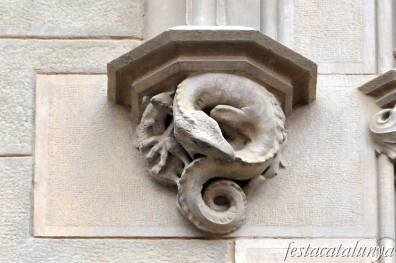 Vic - Plaça Major (Casa Costa)