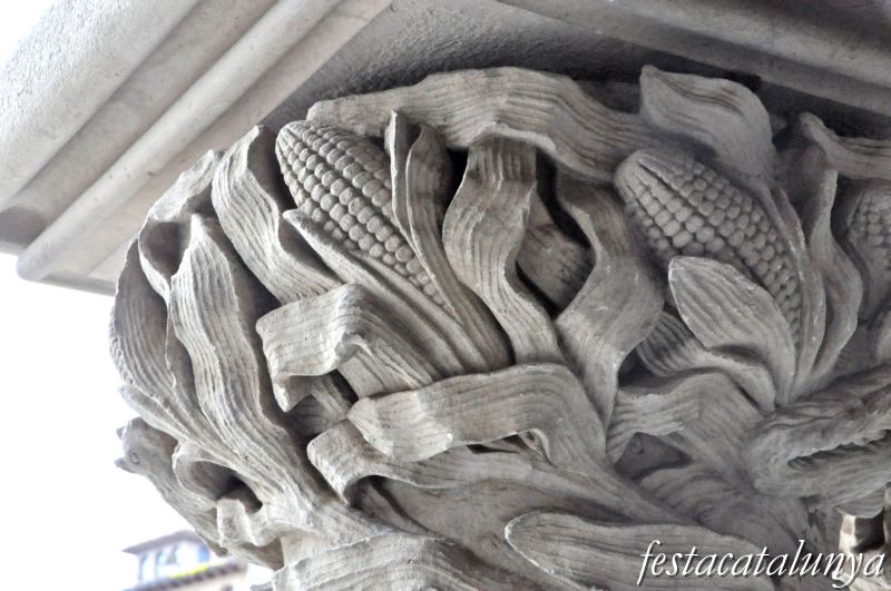 Vic - Plaça Major (Casa Costa)