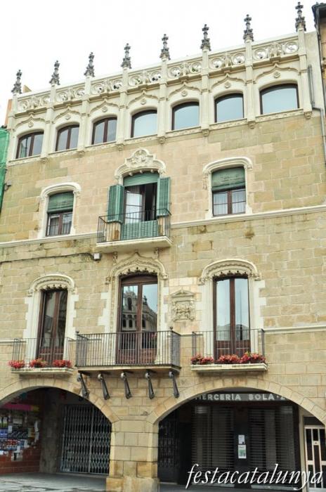 Vic - Plaça Major (Casa Moixó)