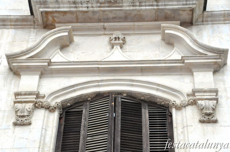 Vic - Plaça Major (Casa Tolosa)