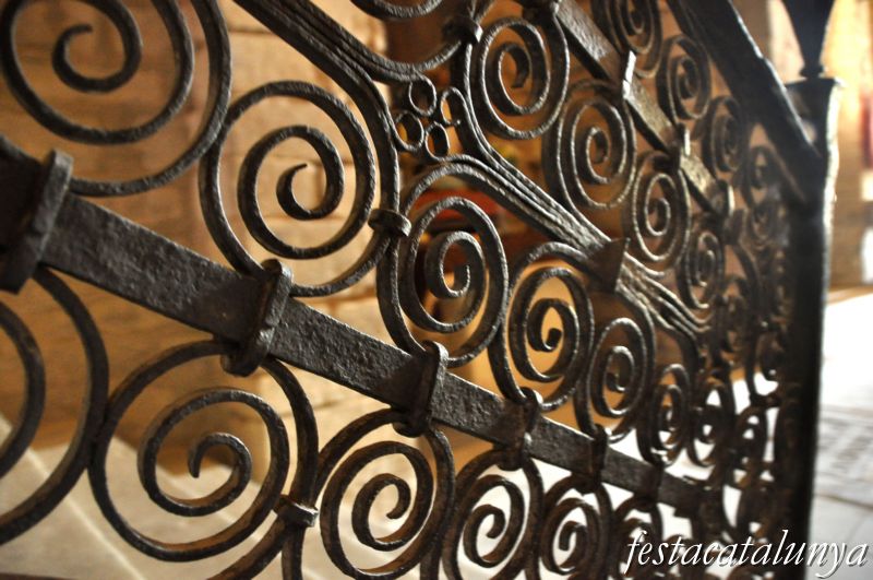 Olius - Sant Esteve d’Olius (Cripta i interior de l’església)