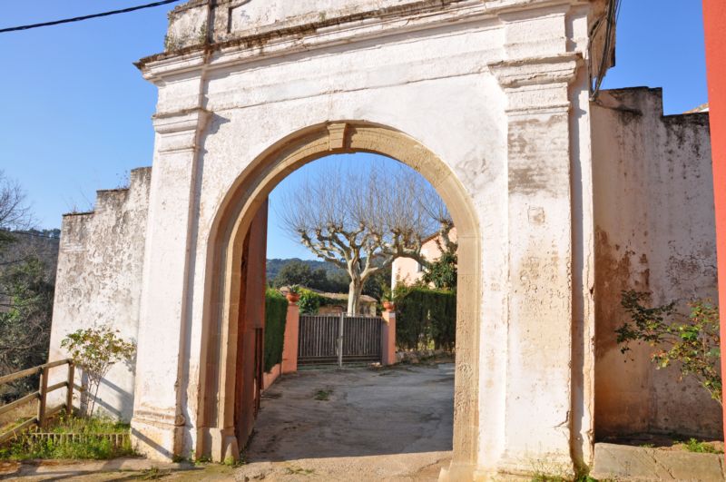 Mas Solà o can Gibert a Sant Cebrià de Vallalta