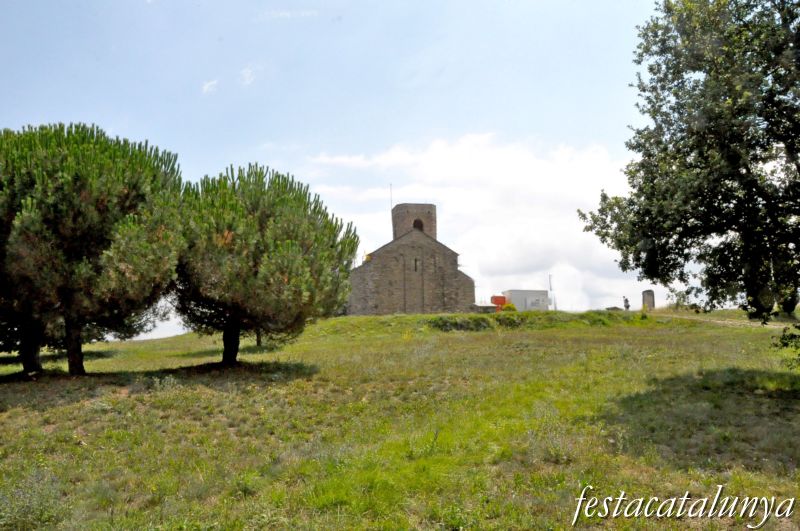 Tona - Església de Sant Andreu al castell de Tona