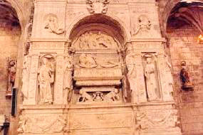 Sepulcre de Ramon Folch III de Cardona-Anglesola a Bellpuig