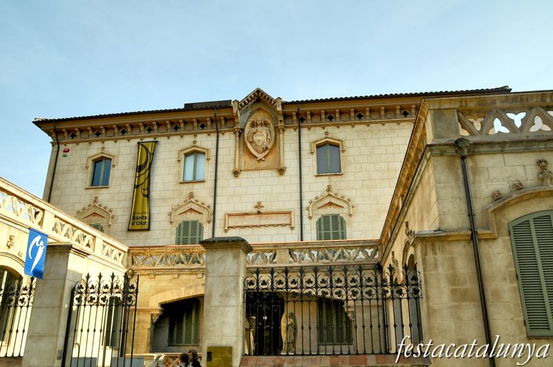 Museu dels Sants a la casa Vayreda d'Olot