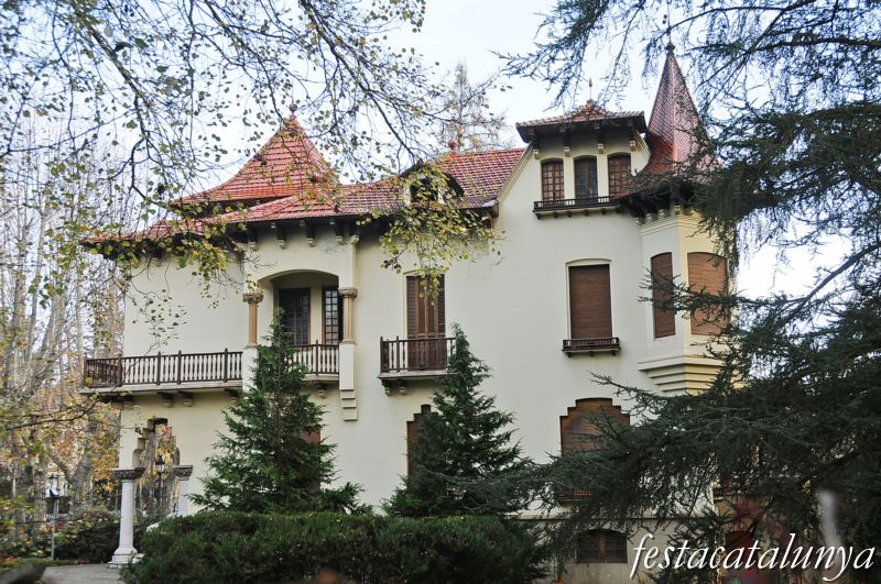 Olot - Torre Pons i Tusquets