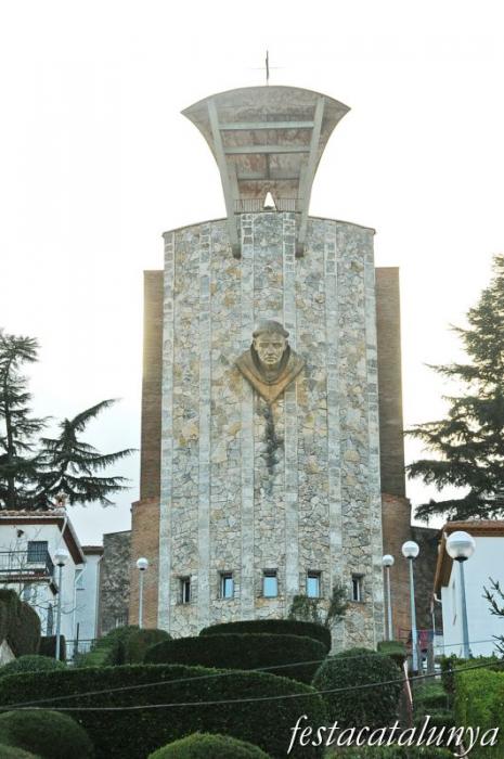 Olot - Església de Sant Pere Màrtir