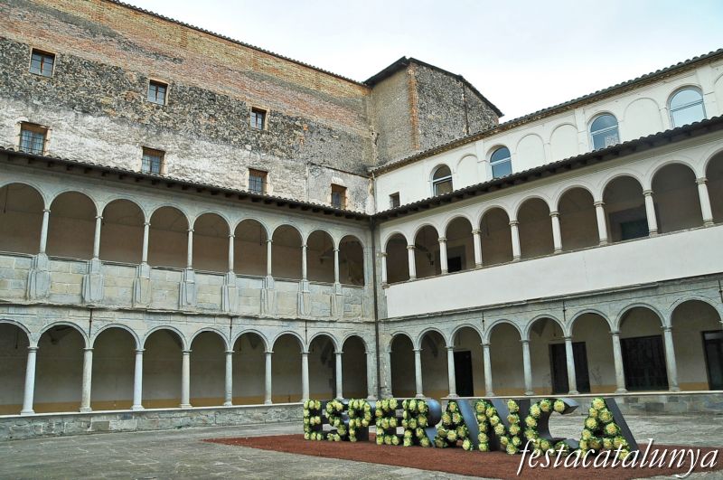 Olot - Convent del Carme