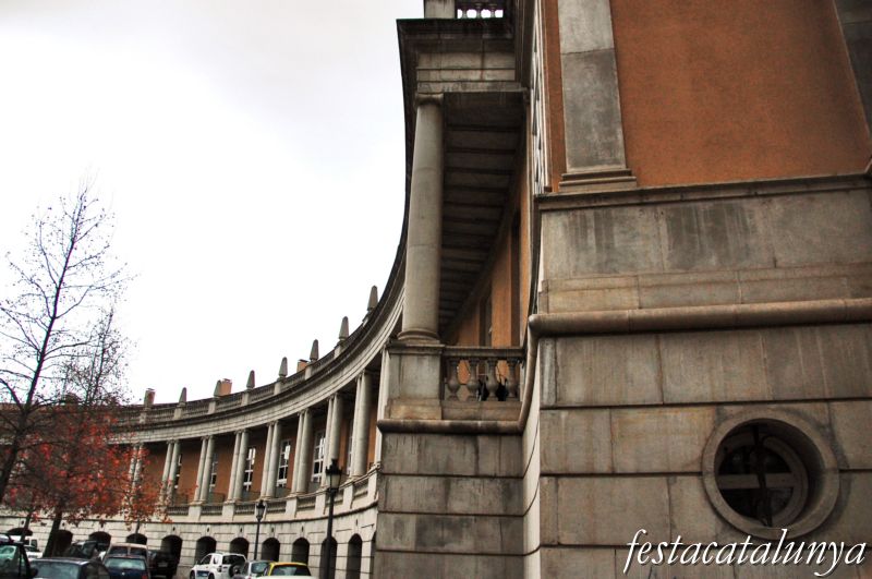 Olot - Plaça Manuel Malagrida