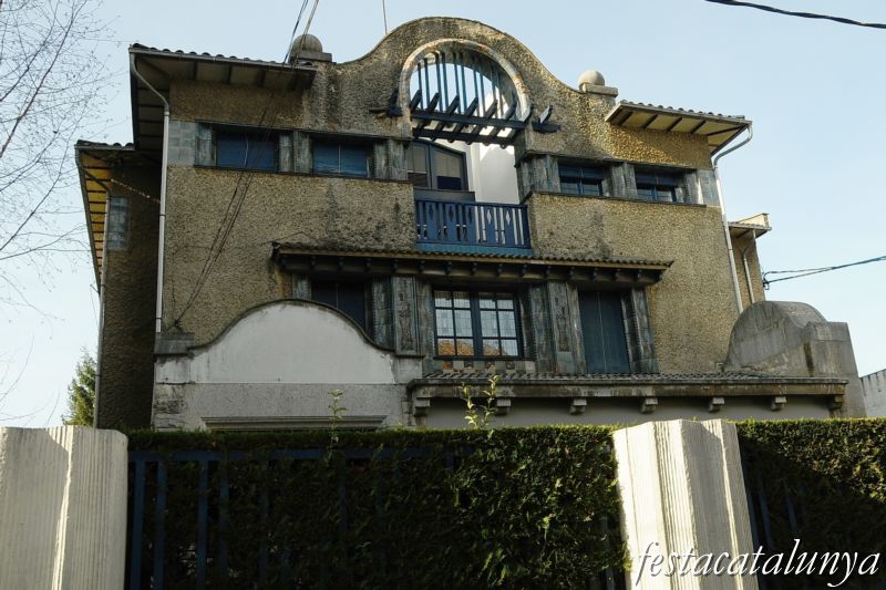 Olot - Carrer Joaquim Vayreda, 6