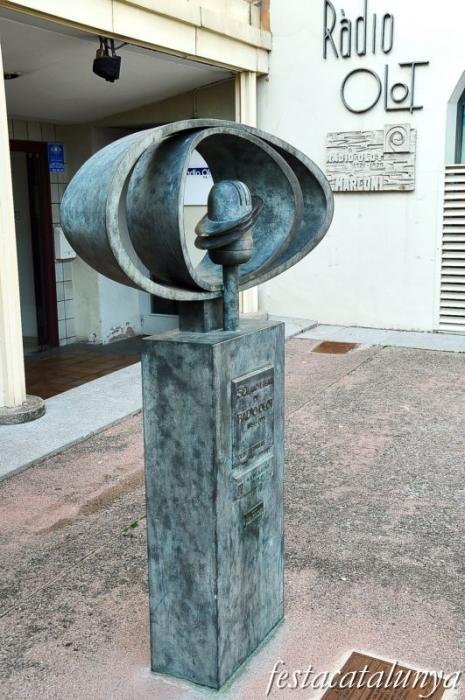 Olot - A Ràdio Olot, 2001