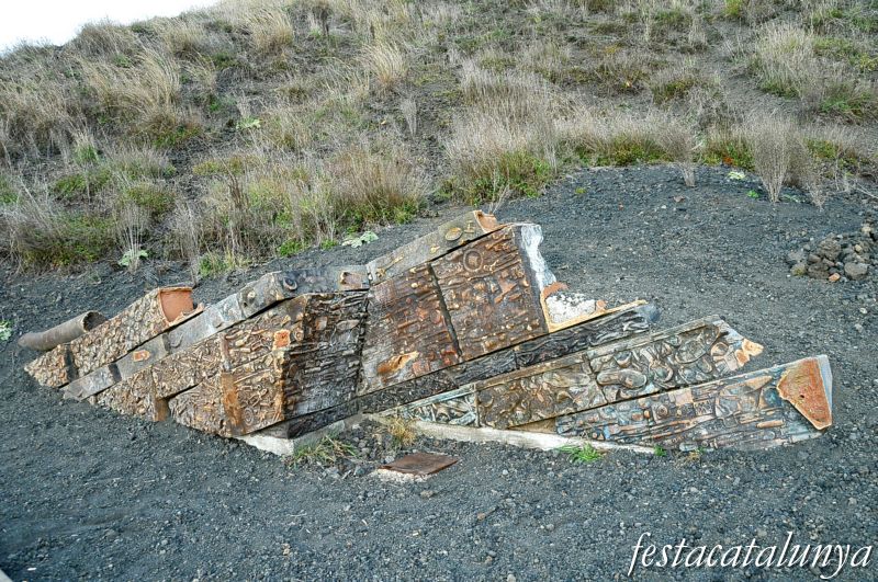 Olot - Estrats de Reserva, 1998