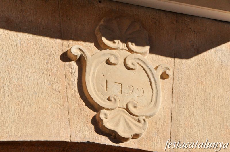 Cervià de les Garrigues - Dovelles i llindes notables