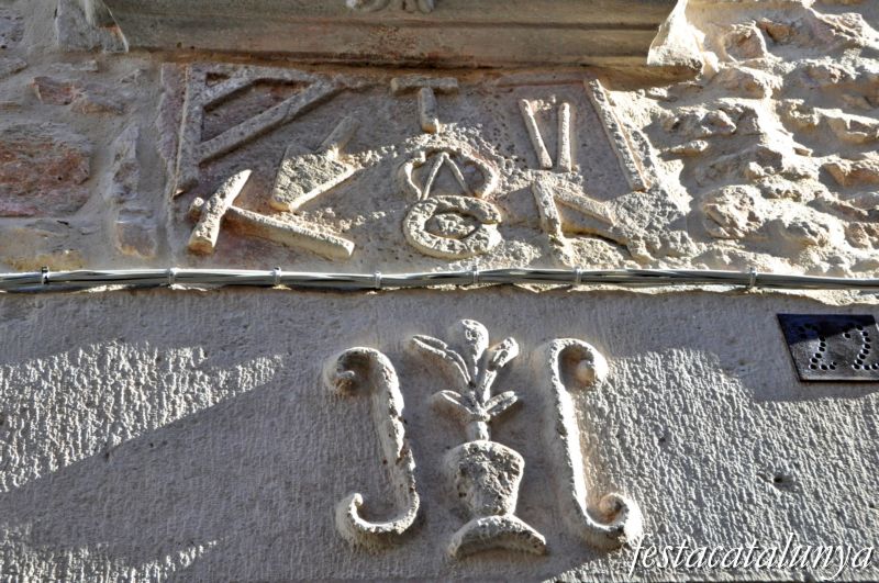 Cervià de les Garrigues - Dovelles i llindes notables