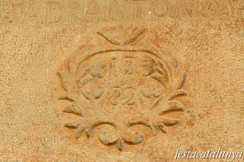 Cervià de les Garrigues - Dovelles i llindes notables