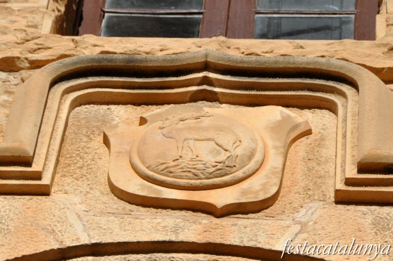 Casa de la Vila de Cervià de les Garrigues ***