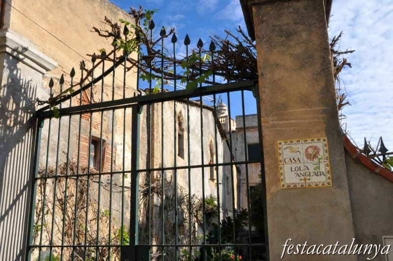 Tiana - Casa de Lola Anglada