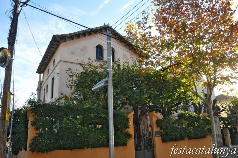 Tiana - Can Boccato al Passeig de la Vilesa