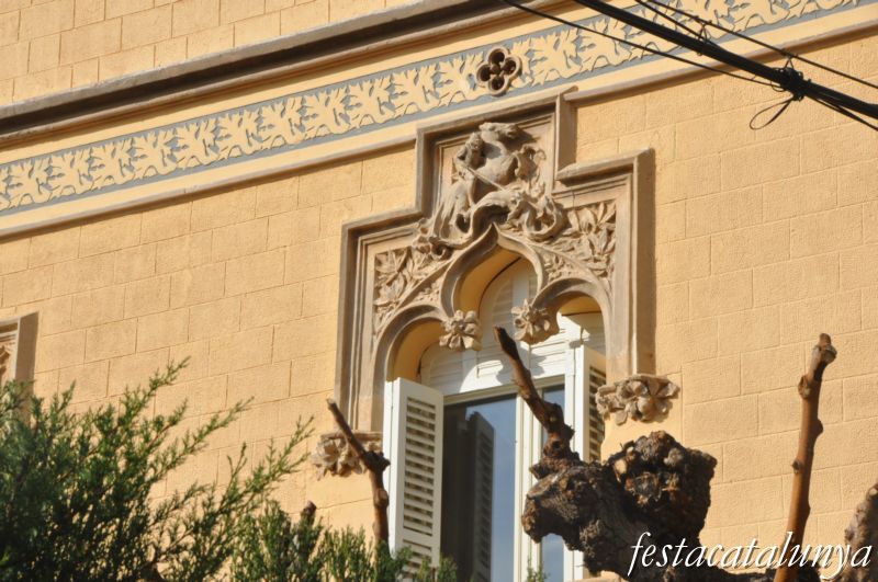 Edificis singulars de Tiana