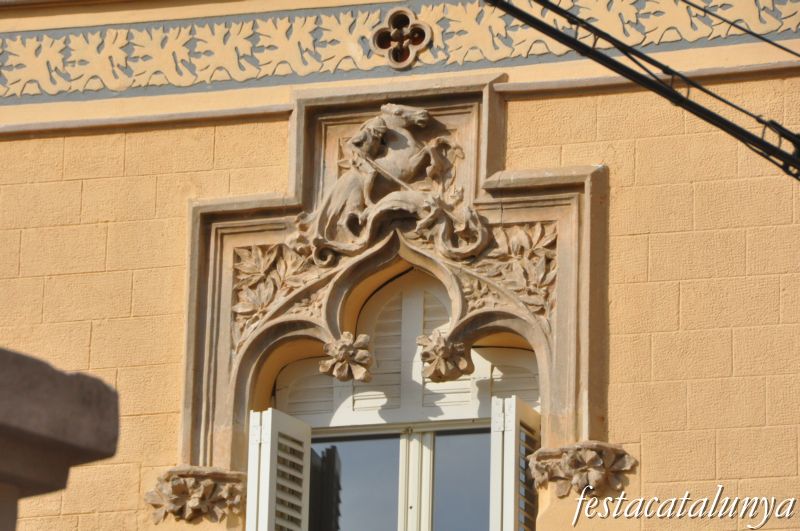 Can Regordosa o Torre Sant Jordi de Tiana