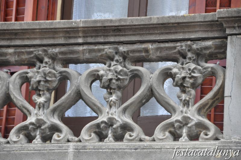 Tiana - Carrer Isaac Albéñiz