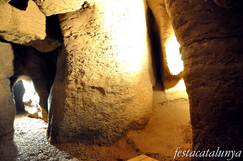 Moià - Coves del Toll