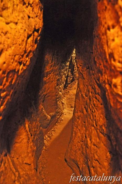 Moià - Coves del Toll