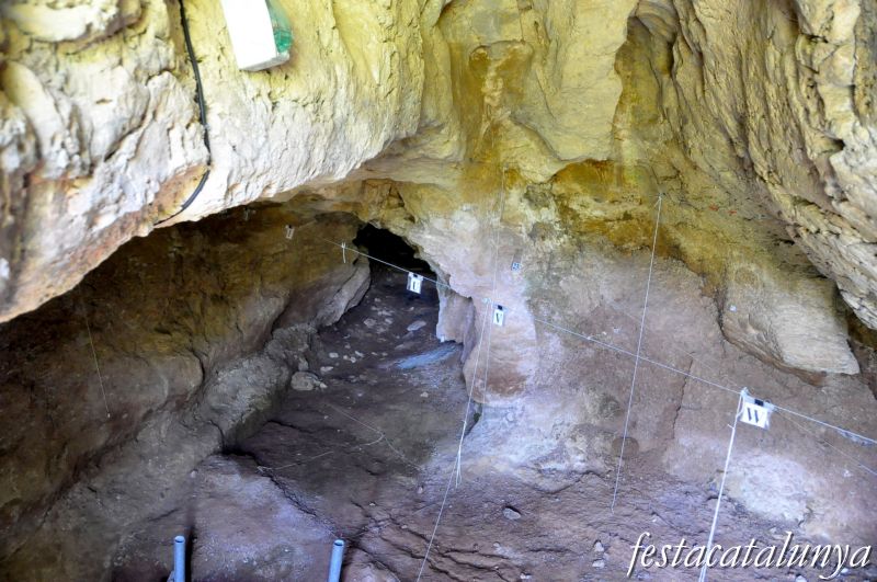 Moià - Coves del Toll