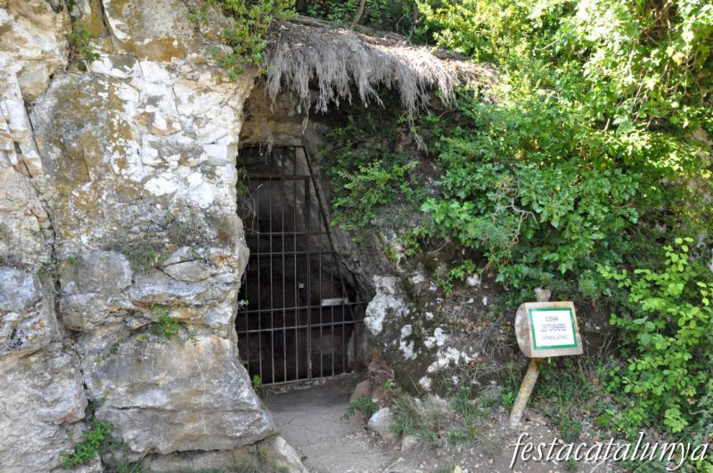 Moià - Coves del Toll