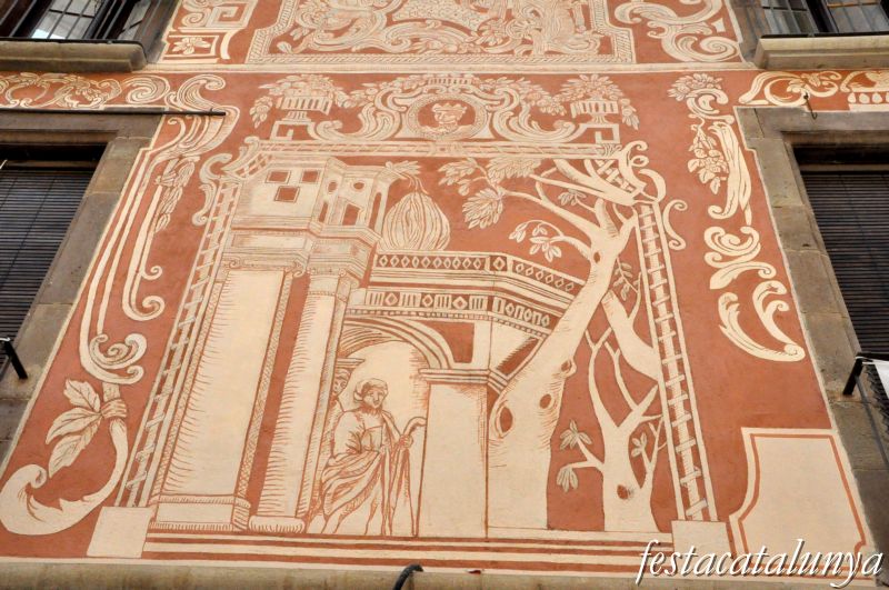 Esgrafiats del carrer Sant Antoni de Moià