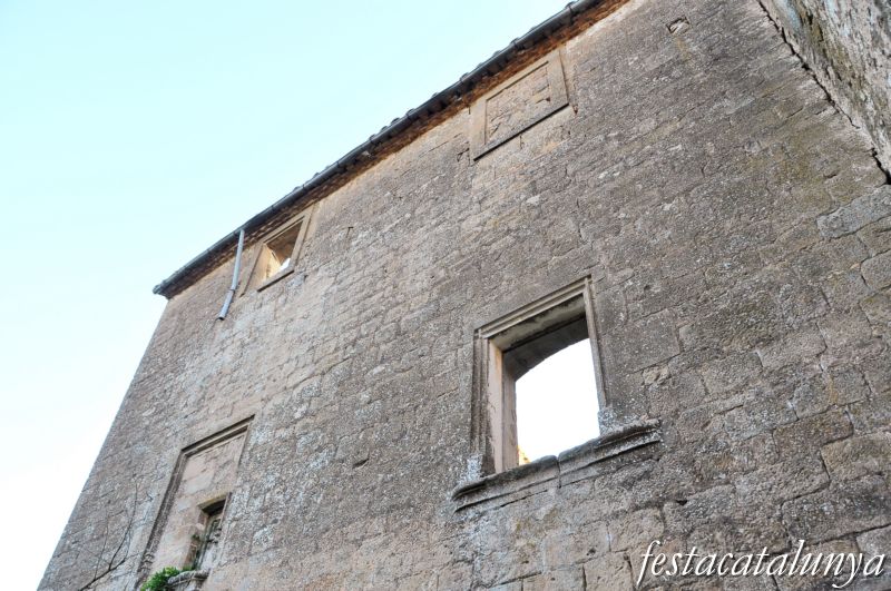 Torà - Castell de Llanera o dels Vilaró