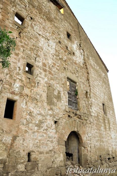 Torà - Castell de Llanera o dels Vilaró