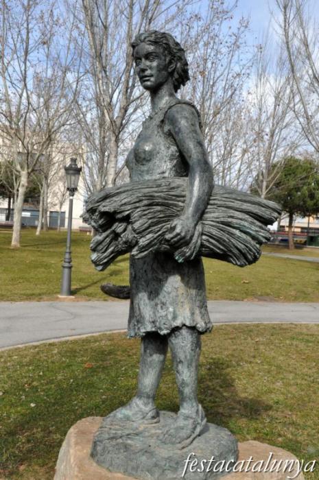 Sant Quirze del Vallès - Parc de les Morisques (Escultura Dona del Neolític)