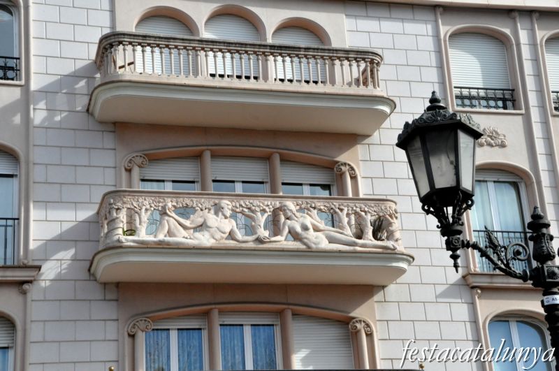 Sant Quirze del Vallès - Plaça Font de les Morisques