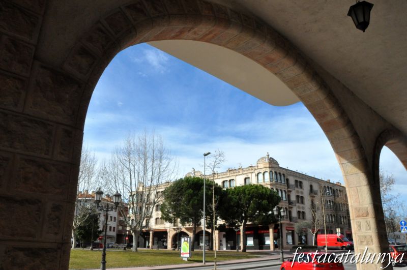Sant Quirze del Vallès - Plaça Font de les Morisques