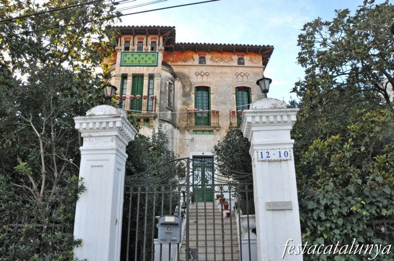 Sant Quirze del Vallès - Cases Modernistes a les Fonts (C. Magnòlies, casa Travesa, núm. 10-12)