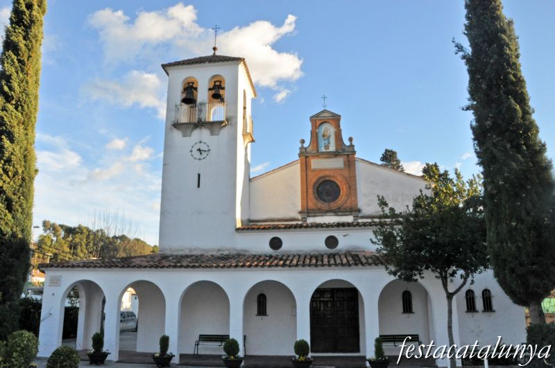 Sant Quirze del Vallès - Església de la Mare de Déu del Roser a les Fonts